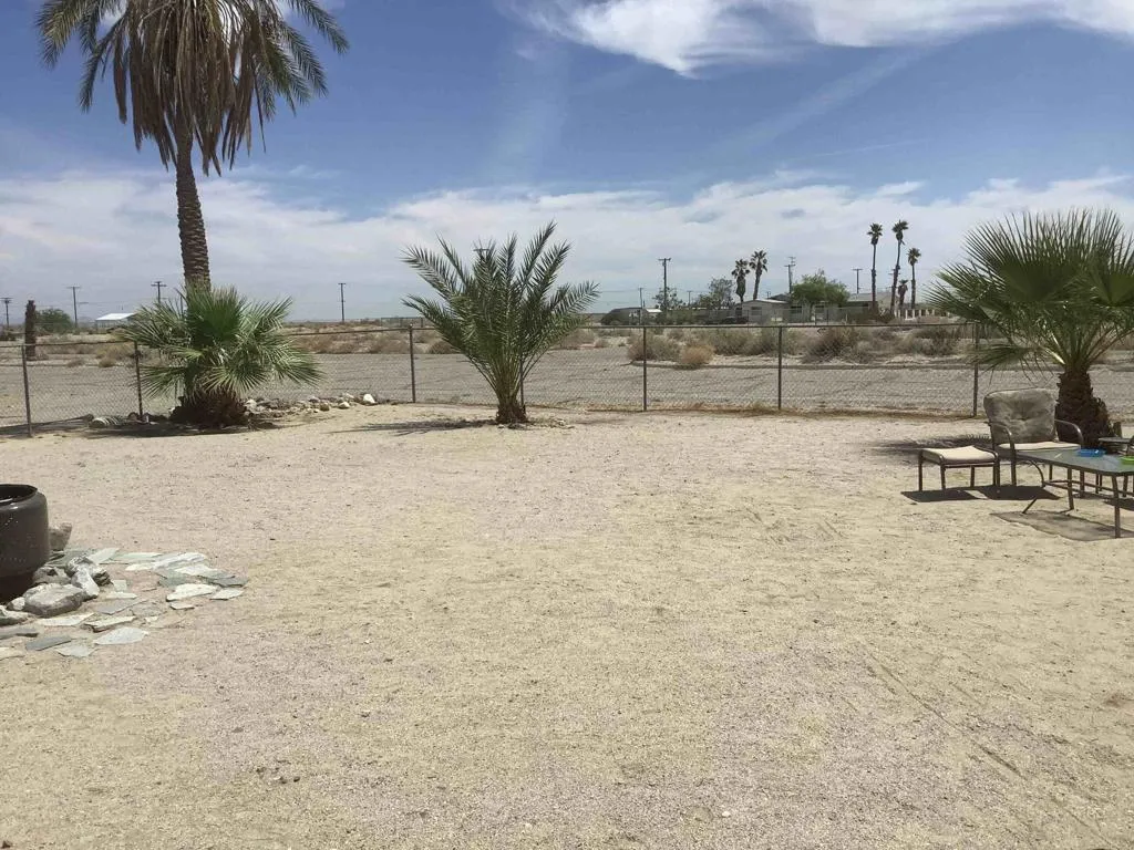 2623 Treasure Drive, Thermal, California 92274 home-pic-2